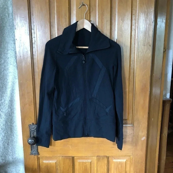 Lululemon Full  Zip - Picture 1 of 9